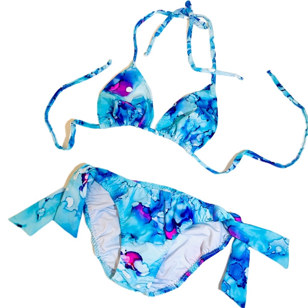 Triangle top bikini with matching mask NWT!